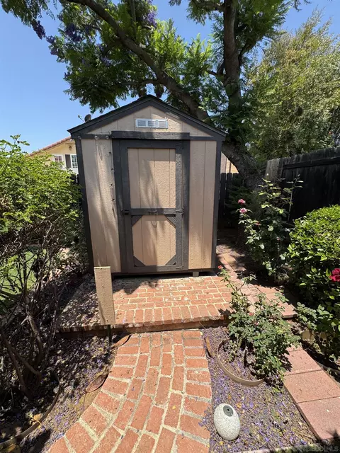 Exterior - 644 Mahogany Dr, El Cajon, CA 92019 photo 9 of 14