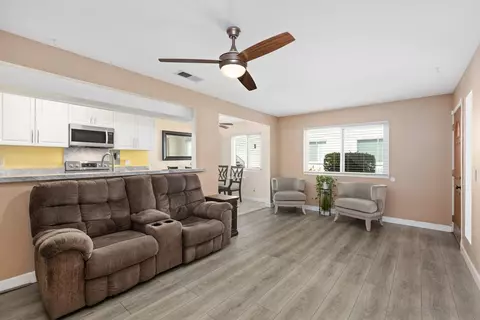 Living - 12152 Lemon Crest Dr # 2, Lakeside, CA 92040 photo 1 of 2