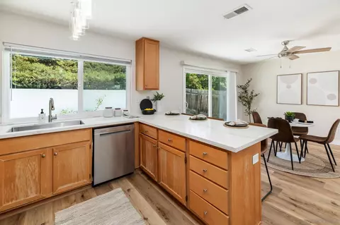 Kitchen - 14555 High Pine St, Poway, CA 92064 photo 4 of 4