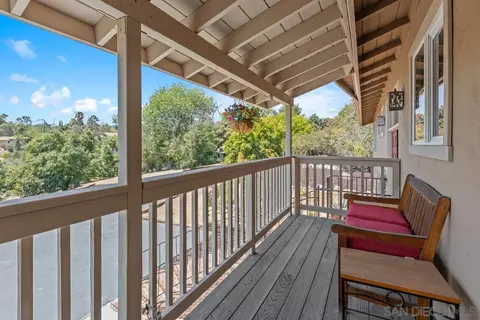 11249 Valle Vista Rd, Lakeside, CA 92040 photo 4