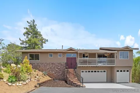 11249 Valle Vista Rd, Lakeside, CA 92040