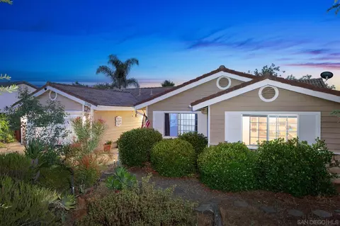 23849 Gymkhana Rd, Ramona, CA 92065 photo 2