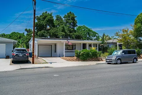 228 E 15th Ave, Escondido, CA 92025 photo 2