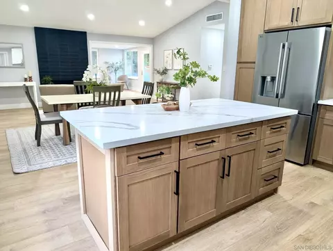 8774 Tommy Dr, San Diego, CA 92119