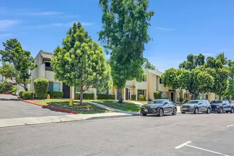 10509 Kerrigan Ct, Santee, CA 92071