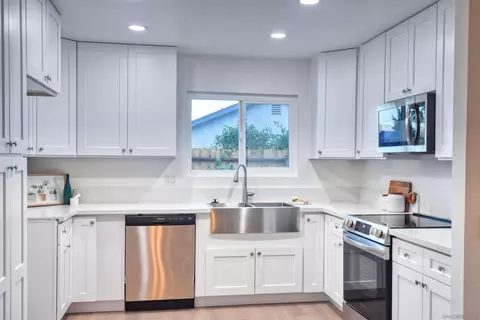 13218 Olive Grove Dr, Poway, CA 92064 photo 14