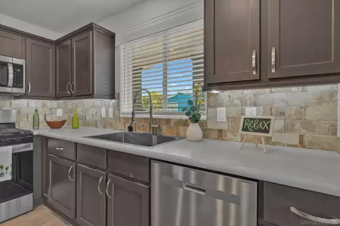 Kitchen - 13217 Aurora Dr #77, El Cajon, CA 92021 photo 2 of 6