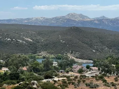 3011 Via Dieguenos #1, Alpine, CA 91901