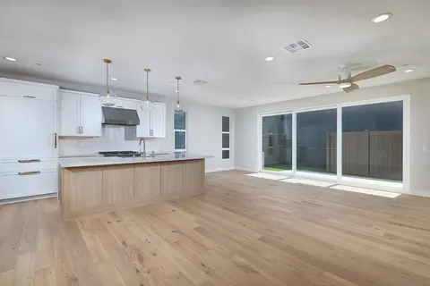 563 N Vulcan Ave, Encinitas, CA 92024 photo 6