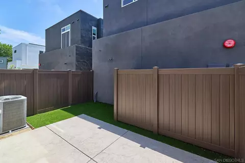 563 N Vulcan Ave, Encinitas, CA 92024 photo 9