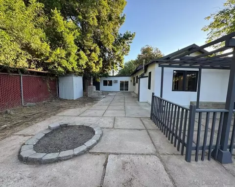 Exterior - 1648 S Maple St, Escondido, CA 92025 photo 4 of 8