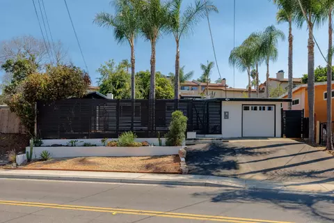 615 Townsite Dr, Vista, CA 92084