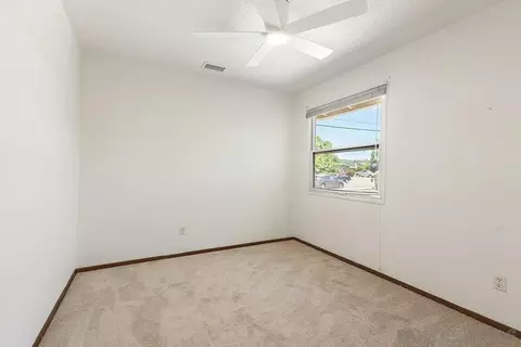 Bedroom - 13811 Tobiasson Rd, Poway, CA 92064 photo 4 of 7