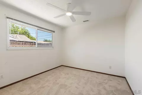 Bedroom - 13811 Tobiasson Rd, Poway, CA 92064 photo 6 of 7