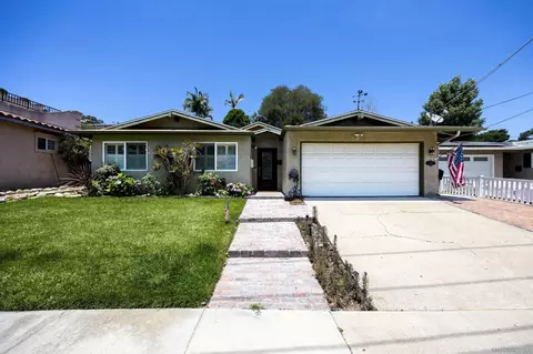 4582 Chateau Dr, San Diego, CA 92117