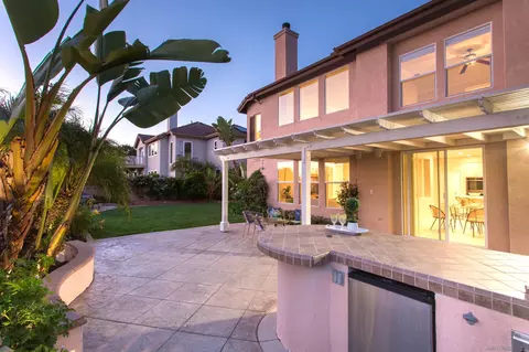6581 Bluebonnet Dr, Carlsbad, CA 92011 photo 8