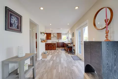 Entry Way - 1647 Hawk View Dr, Encinitas, CA 92024 photo 1 of 5
