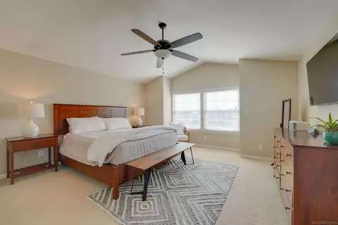 Bedroom - 1647 Hawk View Dr, Encinitas, CA 92024 photo 8 of 10