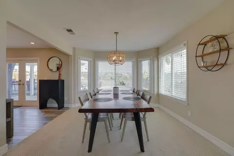 Dining - 1647 Hawk View Dr, Encinitas, CA 92024 photo 1 of 4
