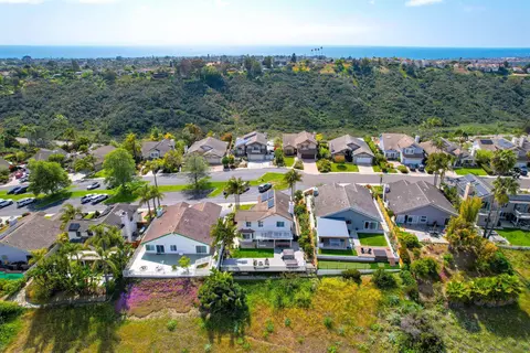 View/Area - 1647 Hawk View Dr, Encinitas, CA 92024 photo 5 of 12