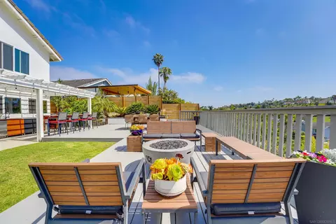 Exterior - 1647 Hawk View Dr, Encinitas, CA 92024 photo 12 of 20