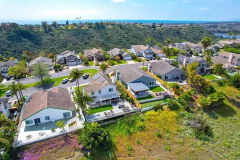 View/Area - 1647 Hawk View Dr, Encinitas, CA 92024 photo 4 of 12