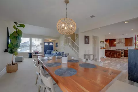 Dining - 1647 Hawk View Dr, Encinitas, CA 92024 photo 3 of 4