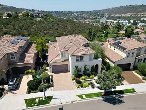 View/Area - 7059 Sitio Caliente, Carlsbad, CA 92009 photo 18 of 21