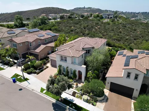 View/Area - 7059 Sitio Caliente, Carlsbad, CA 92009 photo 17 of 21