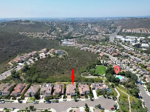 View/Area - 7059 Sitio Caliente, Carlsbad, CA 92009 photo 2 of 21