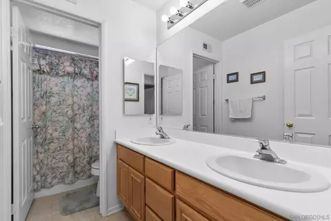 Bath - 9954 Jay Ct, Santee, CA 92071 photo 3 of 4
