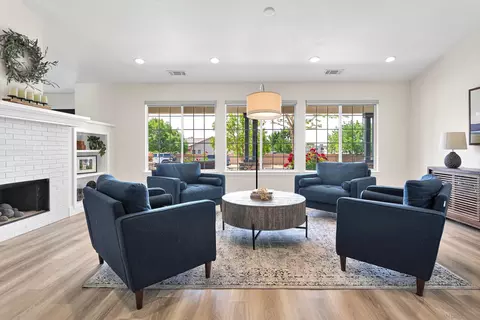 Living - 15305 Lookout Rd, Apple Valley, CA 92307 photo 1 of 8