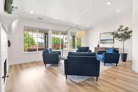 Living - 15305 Lookout Rd, Apple Valley, CA 92307 photo 3 of 8