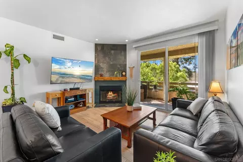 7402 Fortuna Vista Ct #17, Santee, CA 92071