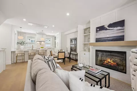 743 G Ave, Coronado, CA 92118