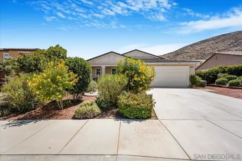 33129 Big Range Dr, Winchester, CA 92596 photo 2