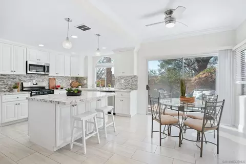 5155 Via Mindanao, Oceanside, CA 92057 photo 11