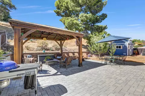 9684 Lutheran Way, Santee, CA 92071 photo 14