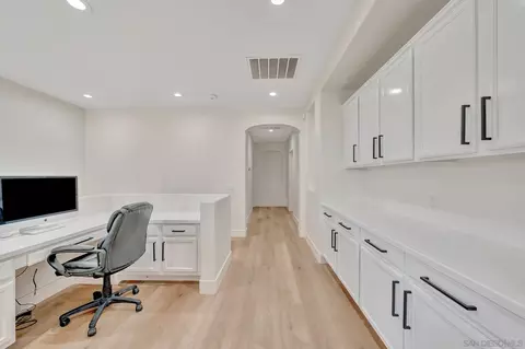 Entry Way - 1450 Lost Creek Rd, Chula Vista, CA 91915 photo 4 of 4