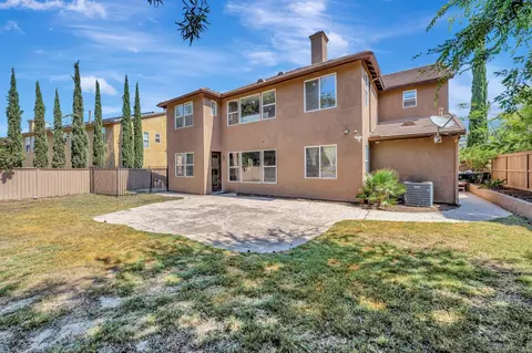 Exterior - 1450 Lost Creek Rd, Chula Vista, CA 91915 photo 4 of 7