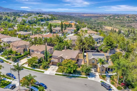 View/Area - 1450 Lost Creek Rd, Chula Vista, CA 91915 photo 4 of 14