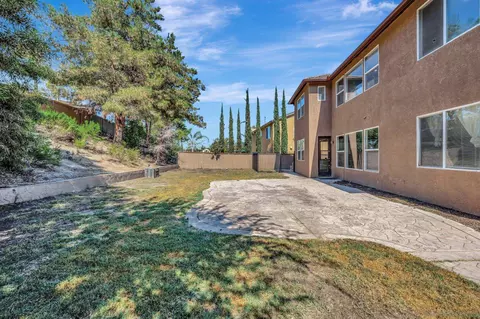 Exterior - 1450 Lost Creek Rd, Chula Vista, CA 91915 photo 3 of 7