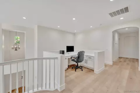 Entry Way - 1450 Lost Creek Rd, Chula Vista, CA 91915 photo 3 of 4