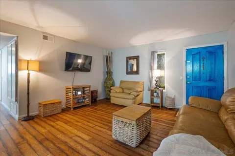 509 Calle Montecito UNIT 47, Oceanside, CA 92057 photo 3