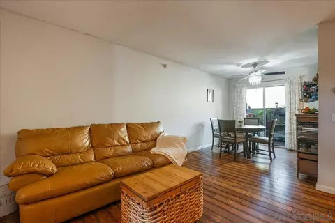 509 Calle Montecito UNIT 47, Oceanside, CA 92057 photo 4