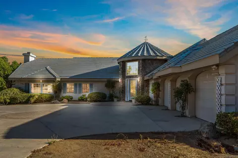 11429 Sir Francis Drake, La Mesa, CA 91941