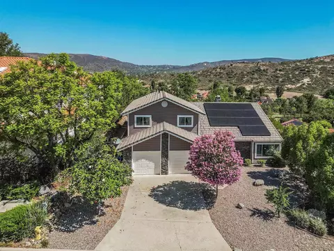 15549 Vista Vicente Dr, Ramona, CA 92065