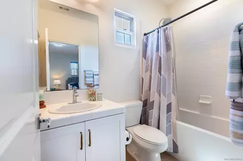 7151 Sitio Caliente, Carlsbad, CA 92009 photo 31