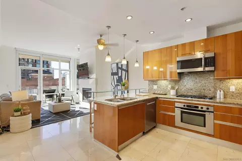 550 Front St #407, San Diego, CA 92101
