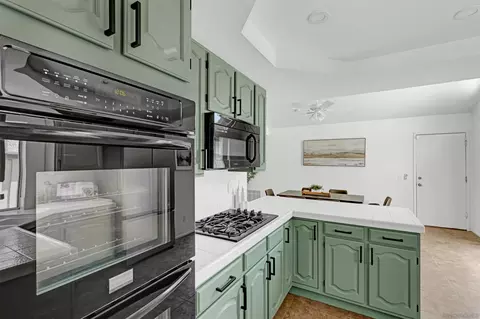 Kitchen - 31390 Corte Camarillo, Temecula, CA 92592 photo 4 of 4